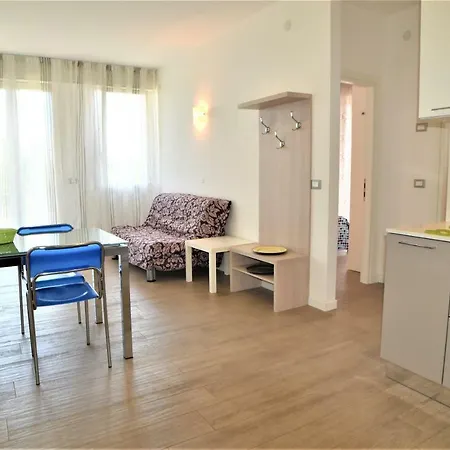 Todaro Apartament *